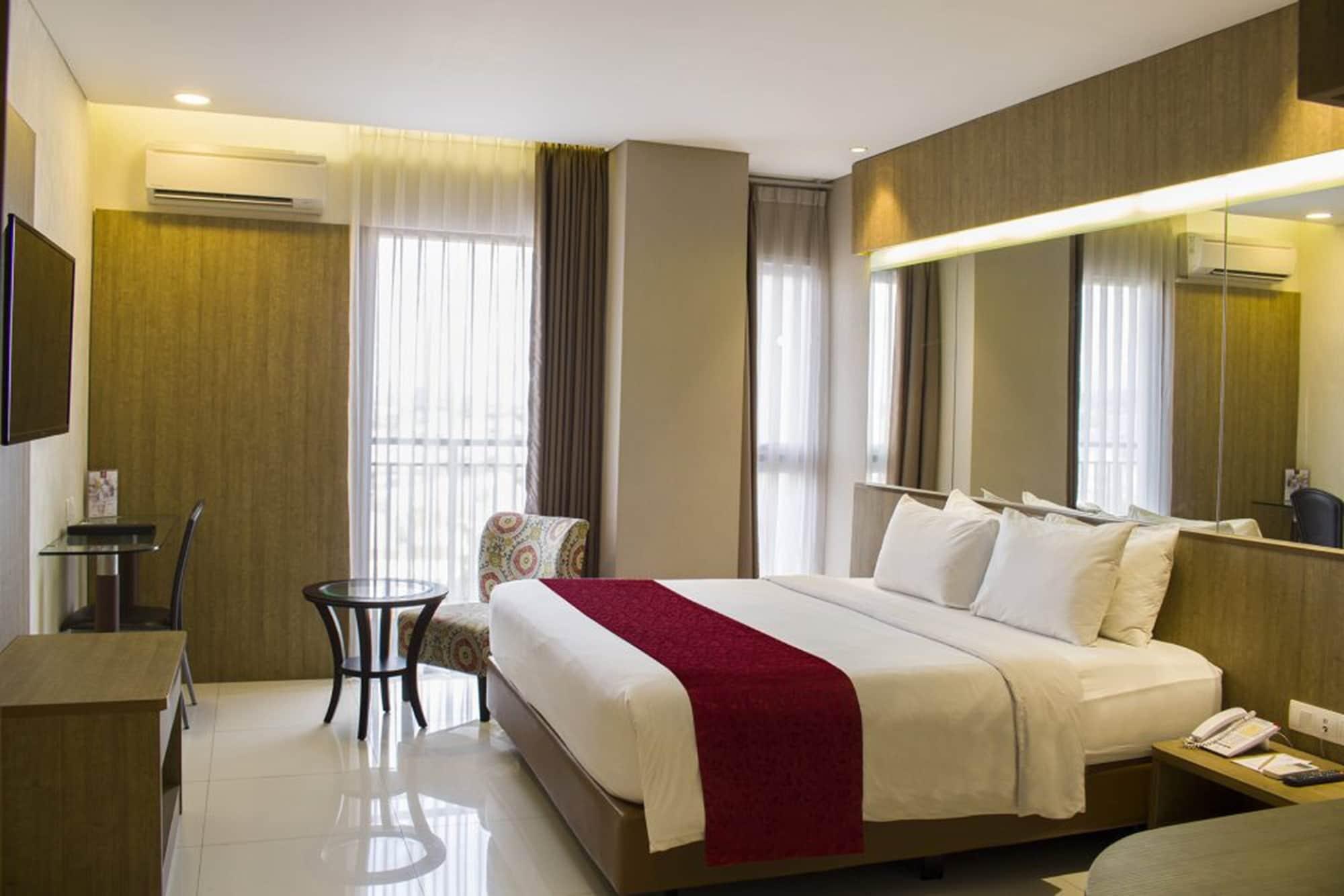 West Point Hotel Бандунг Екстериор снимка