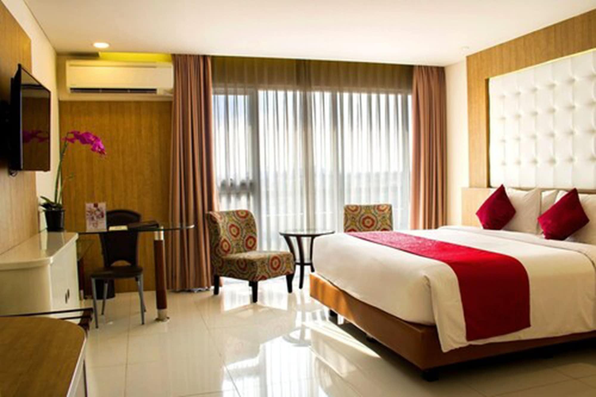 West Point Hotel Бандунг Екстериор снимка