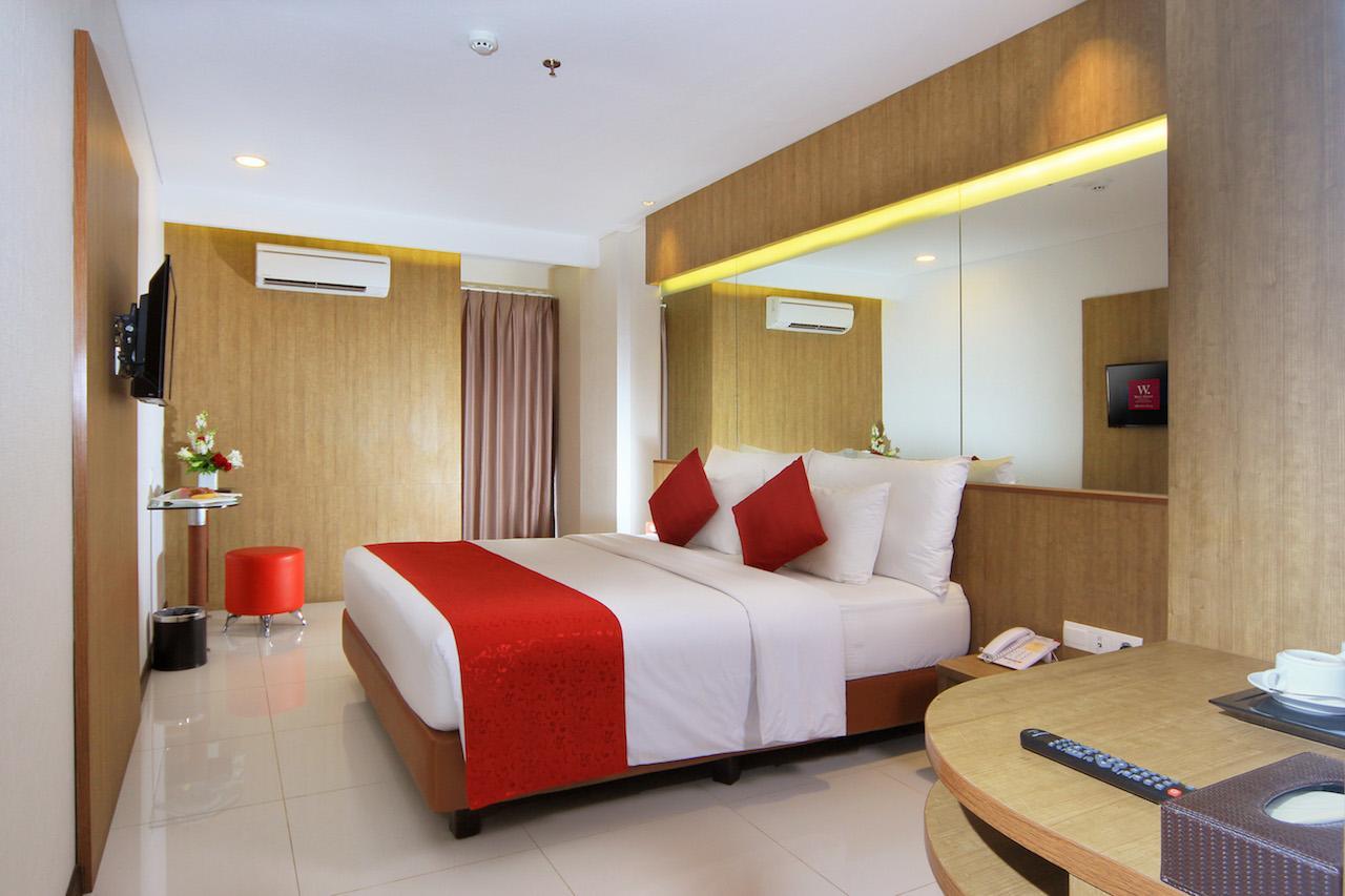West Point Hotel Бандунг Екстериор снимка