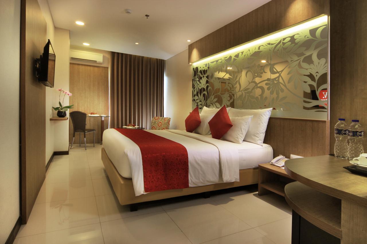 West Point Hotel Бандунг Екстериор снимка